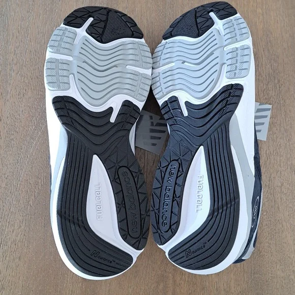 New Balance Made in USA 990v6 Running Shoe - Color: Navy/White - Size: Men 10.5 - Picture 8 of 10